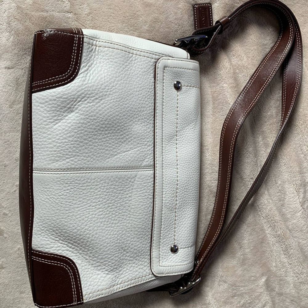 purse - Picture 2 of 4